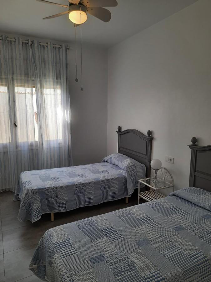 Chalet I Con Terraza En La Playa ซานเปรโดเดลปีนาตาร์ ภายนอก รูปภาพ